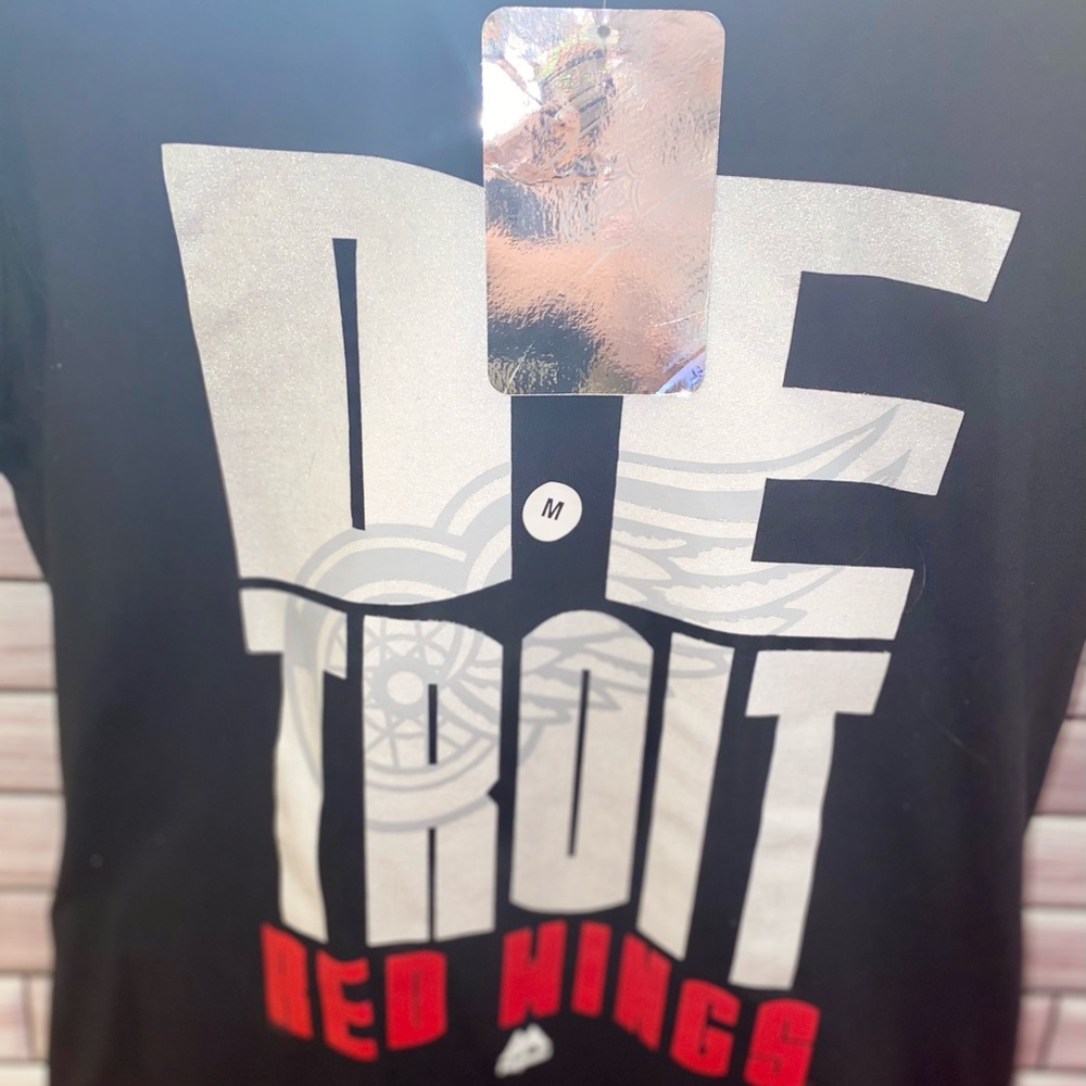 Women’s Detroit RedWings T-Shit Majestic NHL